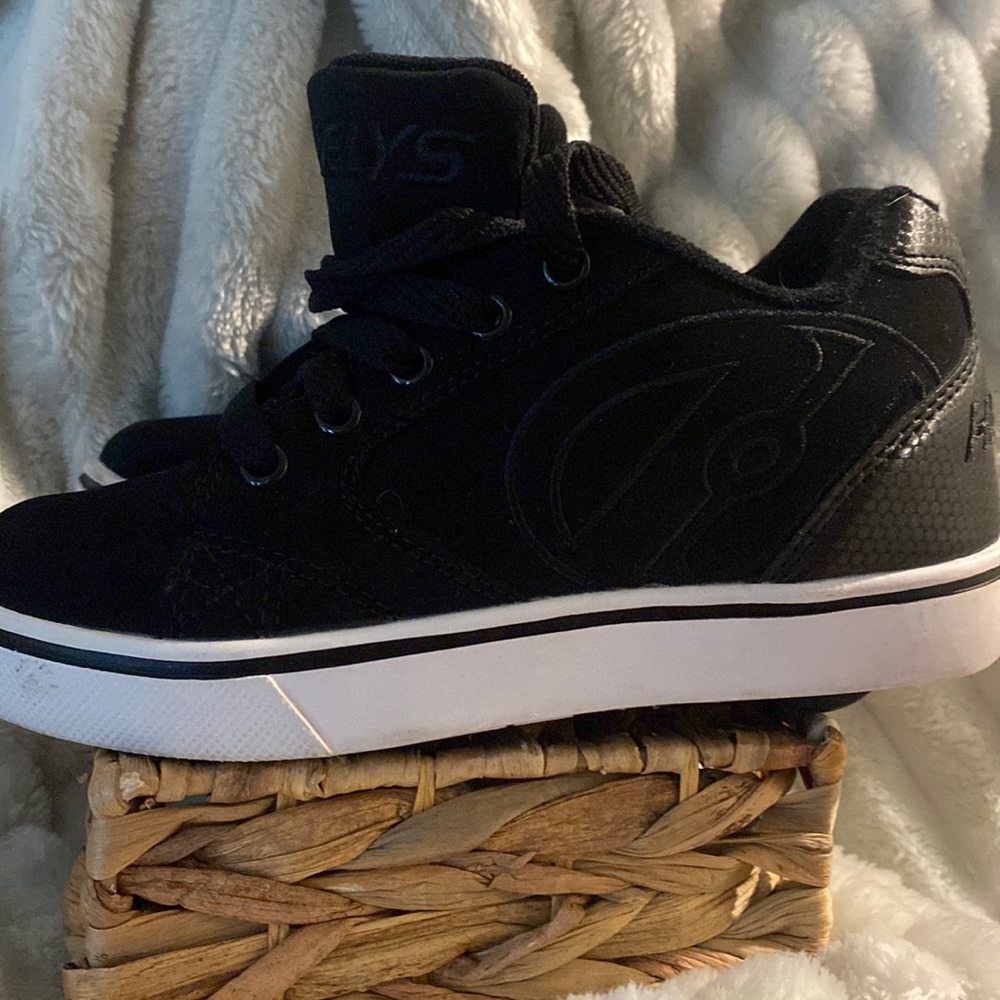 Boys Heelys Skate Shoes